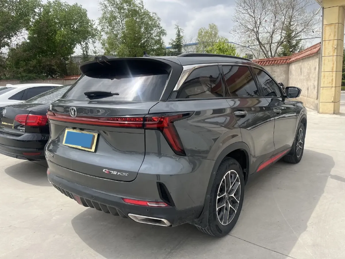 2022 ChangAn CS75 Plus 1.5T 188HP L4 8AT,autocango,china used car exporter,china ev exporter,chinese used car exporter,chinese used ev exporter