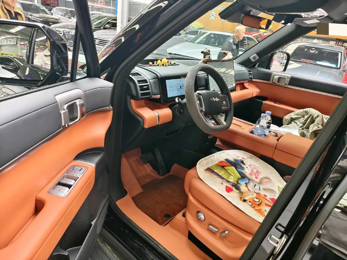 2025 FangChengBao Tai 7 1.5T 156HP L4 E-CVT PHEV,autocango,china used car exporter,china ev exporter,chinese used car exporter,chinese used ev exporter