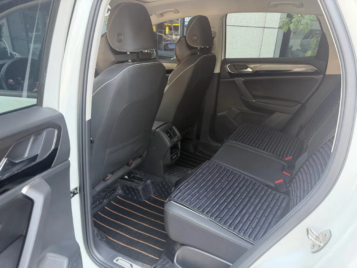 2020 Volkswagen Tayron X 2.0T 186HP L4 7DCT,autocango,china used car exporter,china ev exporter,chinese used car exporter,chinese used ev exporter