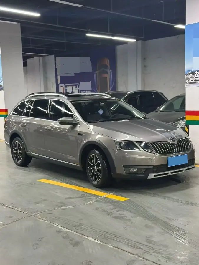 2019 Skoda Superb 1.4T 150HP L4 7DCT,autocango,china used car exporter,china ev exporter,chinese used car exporter,chinese used ev exporter