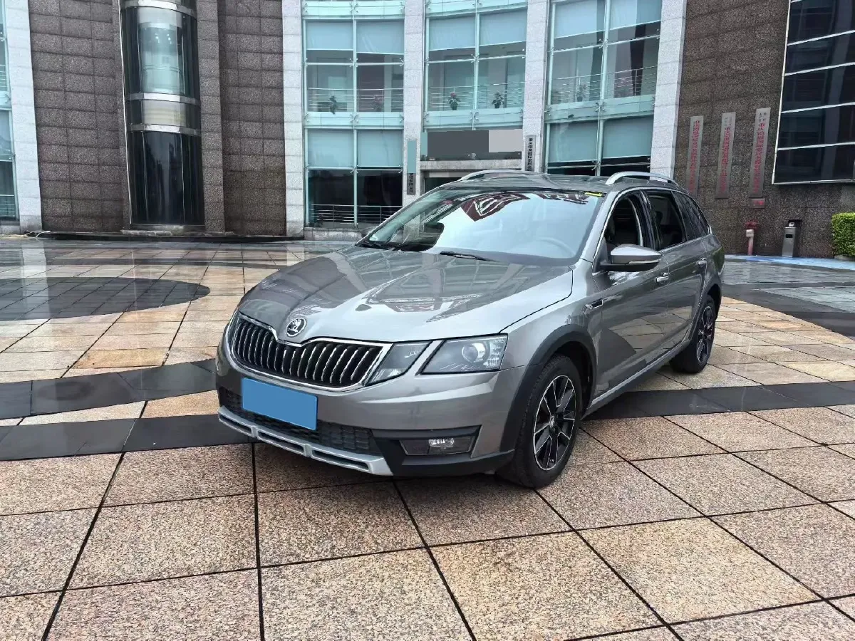 2019 Skoda Superb 1.4T 150HP L4 7DCT,autocango,china used car exporter,china ev exporter,chinese used car exporter,chinese used ev exporter