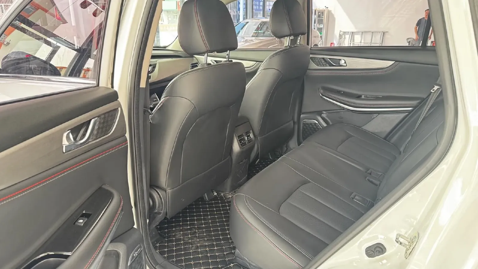 2020 ChangAn CS75 1.5T 178HP L4 7DCT,autocango,china used car exporter,china ev exporter,chinese used car exporter,chinese used ev exporter