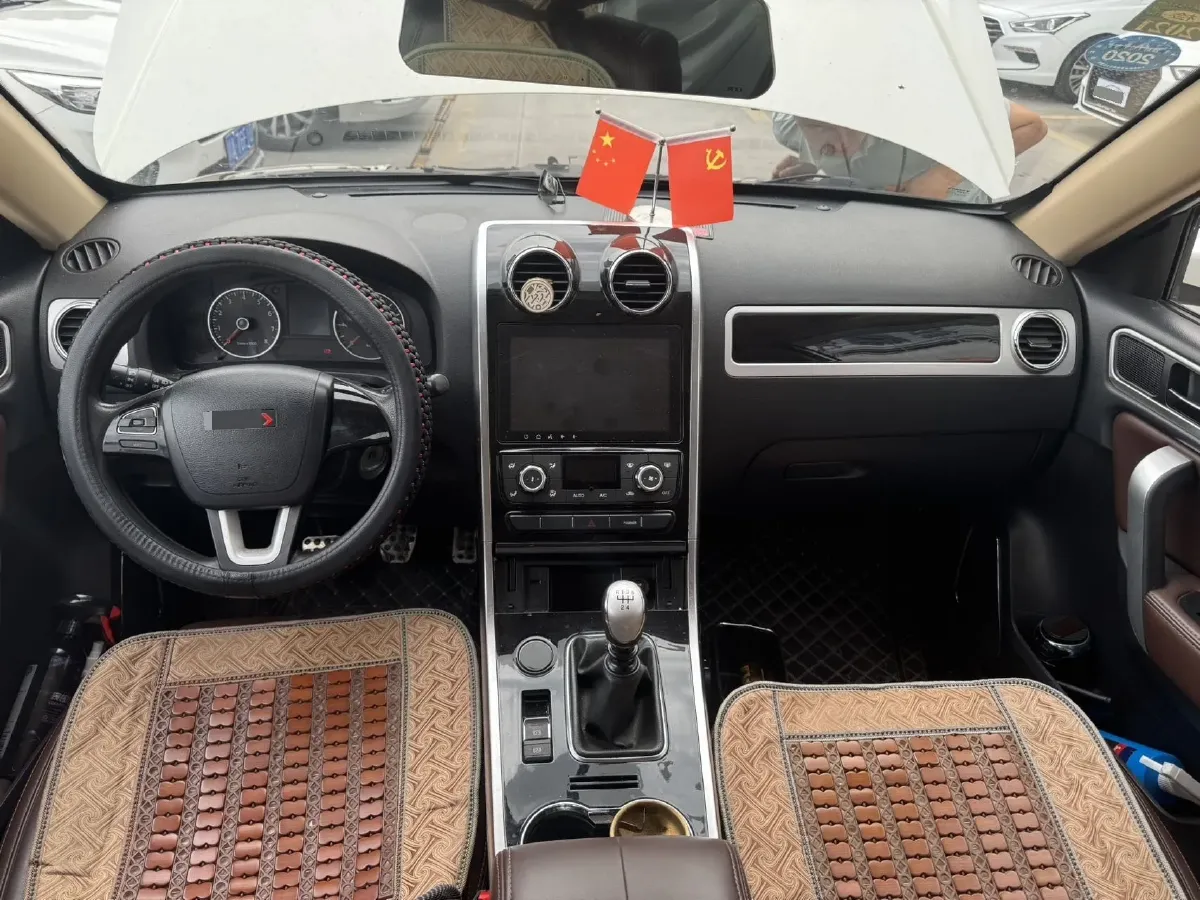 2017 Yema T70 1.5T 156HP L4 5MT,autocango,china used car exporter,china ev exporter,chinese used car exporter,chinese used ev exporter