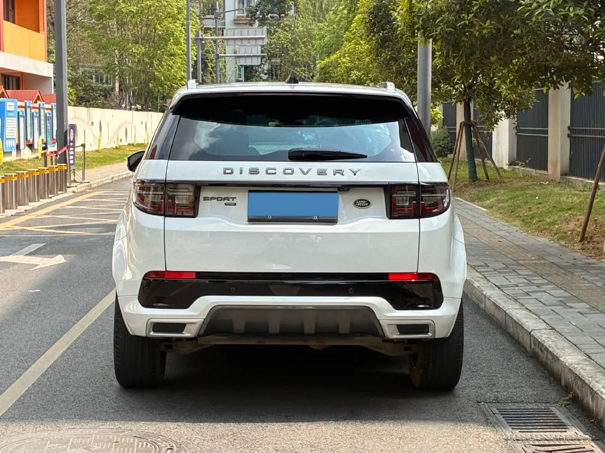 2022 Land Rover Discovery Sport 2.0T 249HP L4 9AT,autocango,china used car exporter,china ev exporter,chinese used car exporter,chinese used ev exporter