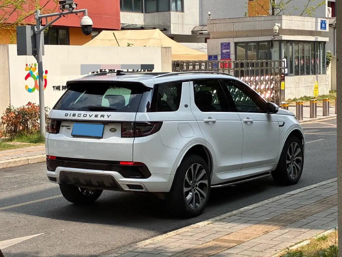2022 Land Rover Discovery Sport 2.0T 249HP L4 9AT,autocango,china used car exporter,china ev exporter,chinese used car exporter,chinese used ev exporter