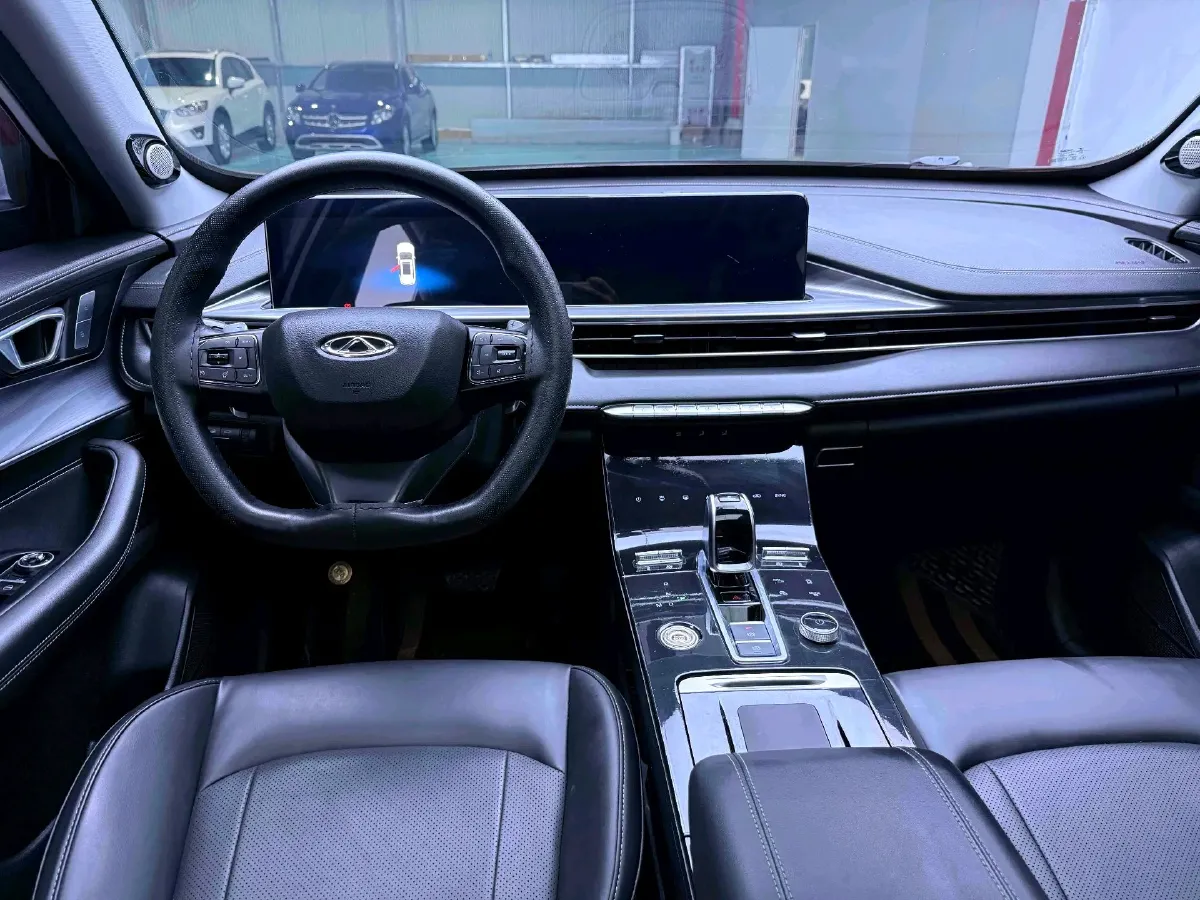 2021 Chery Tiggo 8 Plus 1.6T 197HP L4 7DCT,autocango,china used car exporter,china ev exporter,chinese used car exporter,chinese used ev exporter