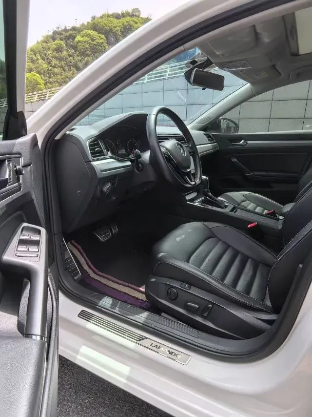 2019 Volkswagen Passat 1.4T 150HP L4 7DCT,autocango,china used car exporter,china ev exporter,chinese used car exporter,chinese used ev exporter