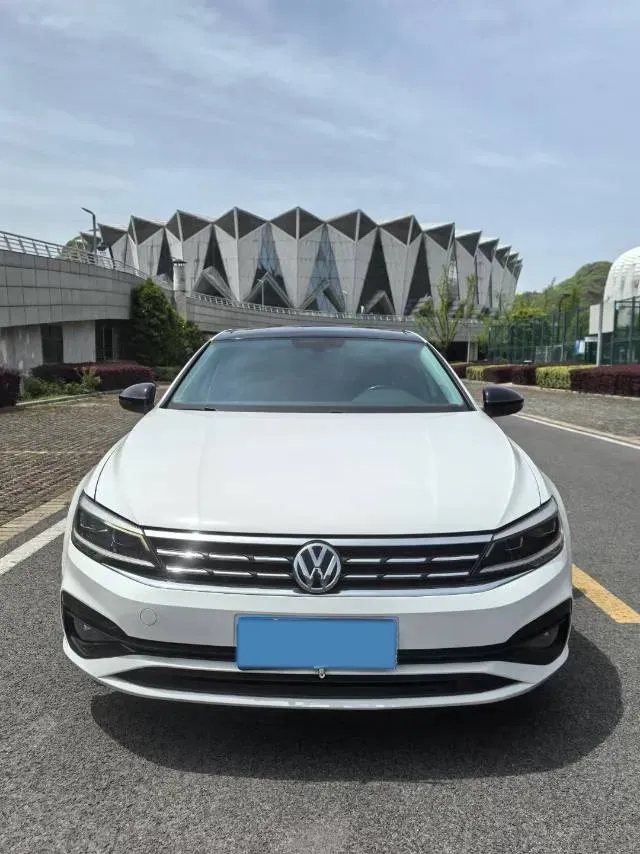 2019 Volkswagen Passat 1.4T 150HP L4 7DCT,autocango,china used car exporter,china ev exporter,chinese used car exporter,chinese used ev exporter