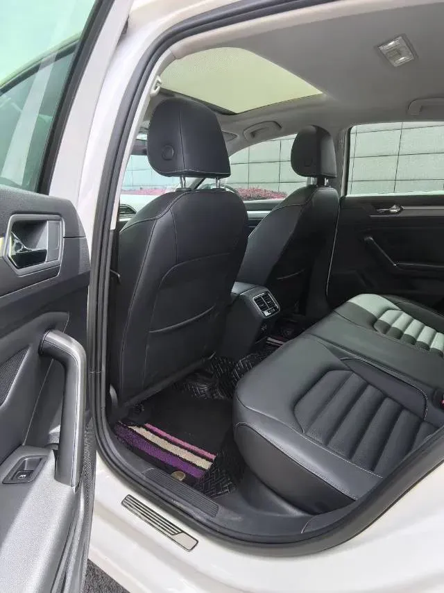 2019 Volkswagen Passat 1.4T 150HP L4 7DCT,autocango,china used car exporter,china ev exporter,chinese used car exporter,chinese used ev exporter