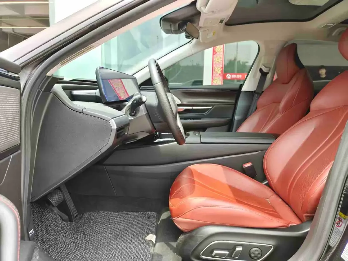 2020 DS 7 1.6T 215HP L4 8AT,autocango,china used car exporter,china ev exporter,chinese used car exporter,chinese used ev exporter