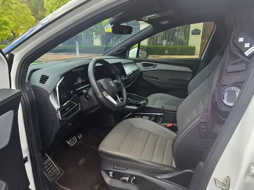 2024 Volkswagen Talagon 2.0T 220HP L4 7DCT,autocango,china used car exporter,china ev exporter,chinese used car exporter,chinese used ev exporter