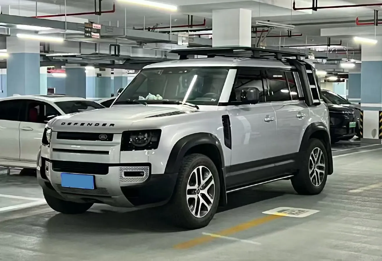 2023 Land Rover Defender 3.0T 400HP L6 8AT,autocango,china used car exporter,china ev exporter,chinese used car exporter,chinese used ev exporter