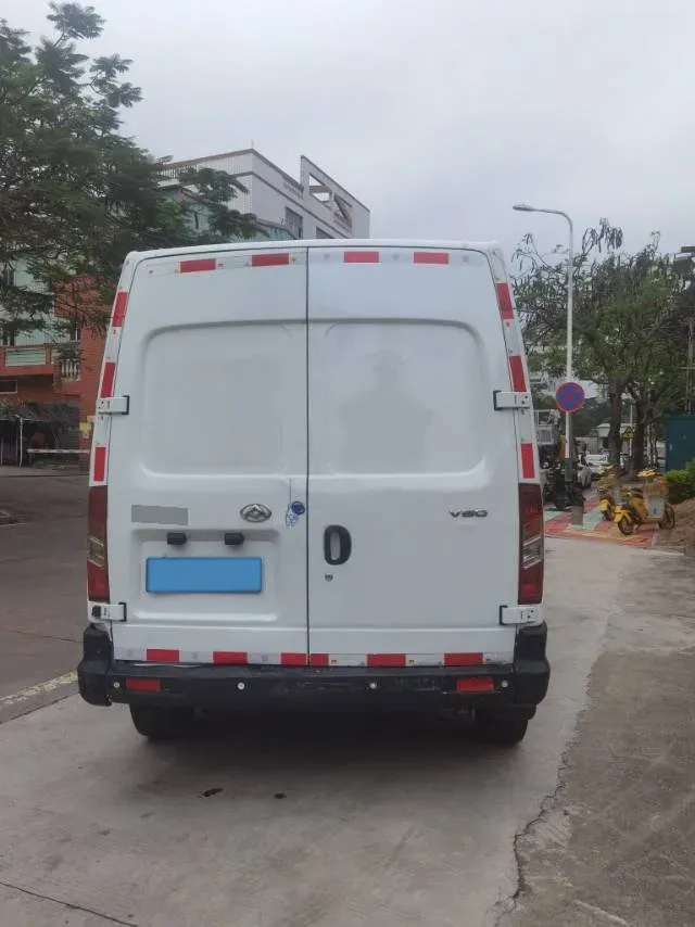 2020 MAXUS XinTu V80 2.5T 136HP L4 6MT,autocango,china used car exporter,china ev exporter,chinese used car exporter,chinese used ev exporter