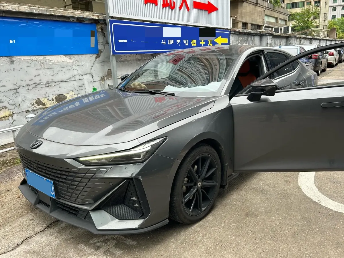 2022 ChangAn UNI-V 1.5T 188HP L4 7DCT,autocango,china used car exporter,china ev exporter,chinese used car exporter,chinese used ev exporter