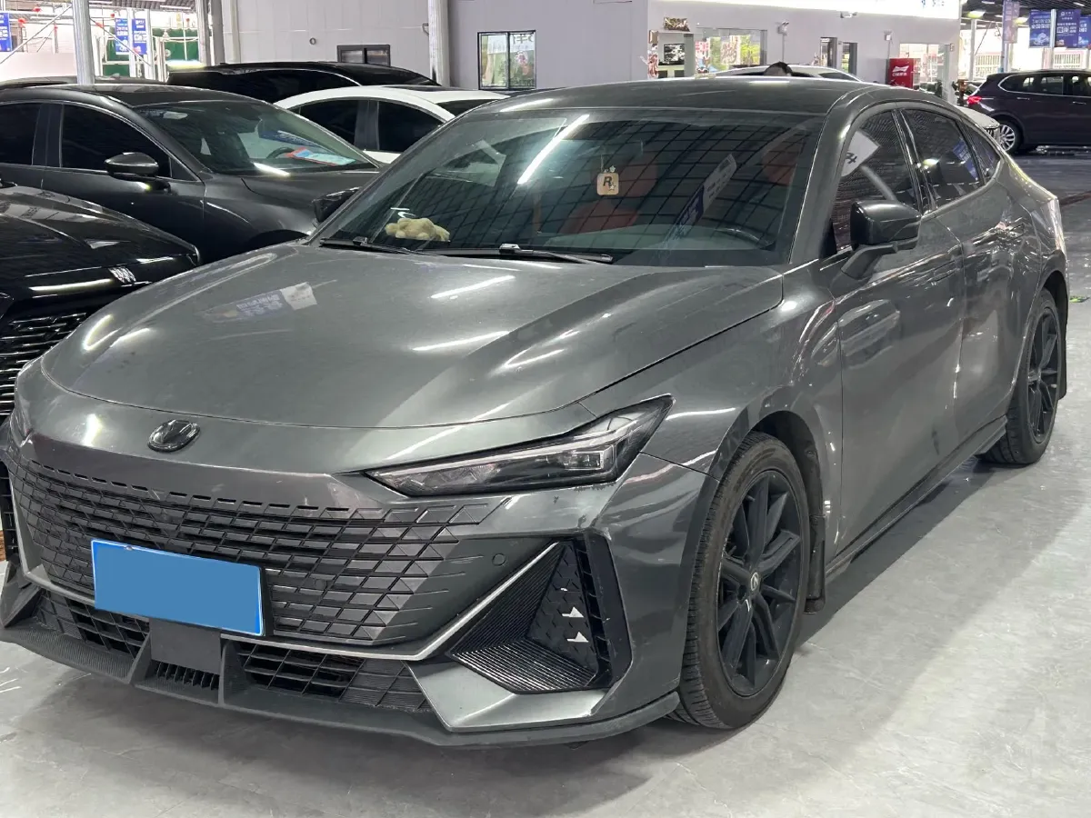 2022 ChangAn UNI-V 1.5T 188HP L4 7DCT,autocango,china used car exporter,china ev exporter,chinese used car exporter,chinese used ev exporter