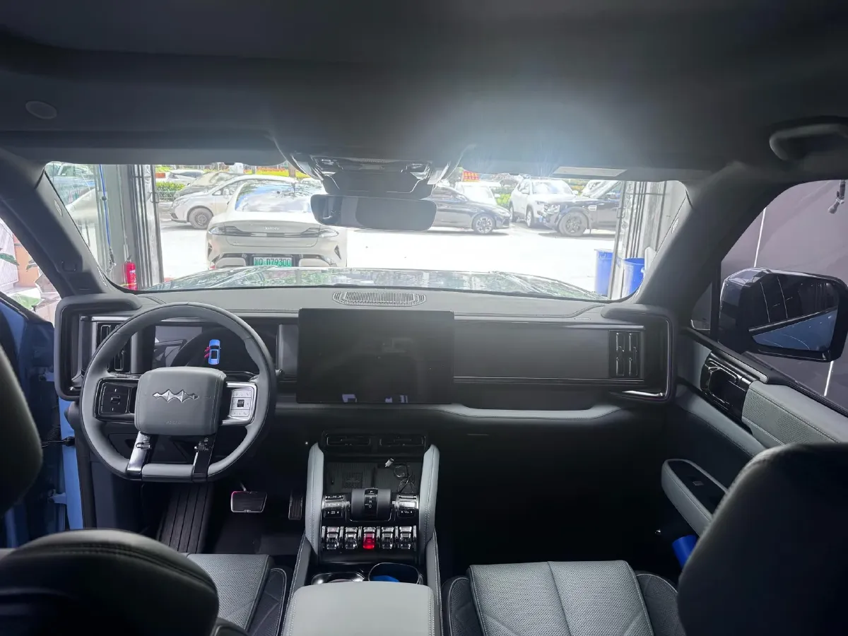 2023 FangChengBao Bao 5 1.5T 194HP L4 E-CVT PHEV 31.8KWH,autocango,china used car exporter,china ev exporter,chinese used car exporter,chinese used ev exporter