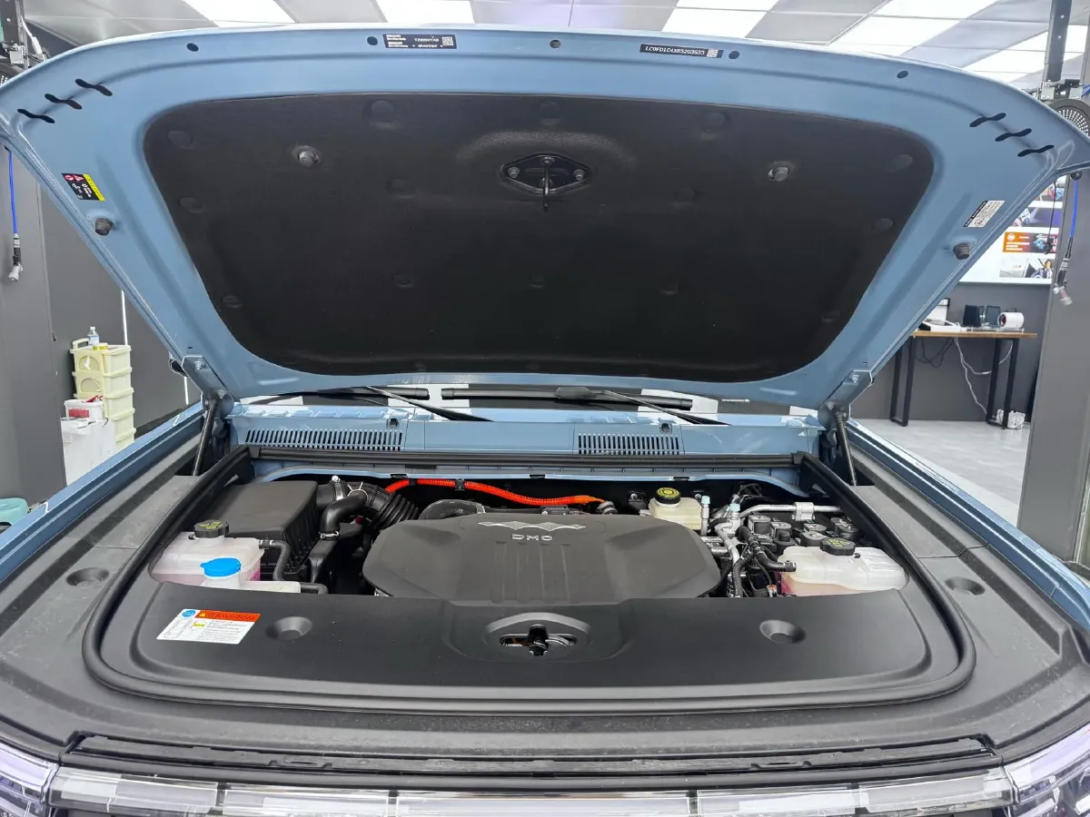 2023 FangChengBao Bao 5 1.5T 194HP L4 E-CVT PHEV 31.8KWH,autocango,china used car exporter,china ev exporter,chinese used car exporter,chinese used ev exporter