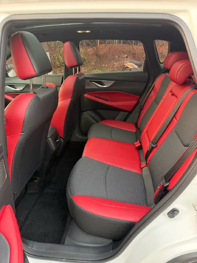 2022 ChangAn CS35 Plus 1.4T 160HP L4 7DCT,autocango,china used car exporter,china ev exporter,chinese used car exporter,chinese used ev exporter