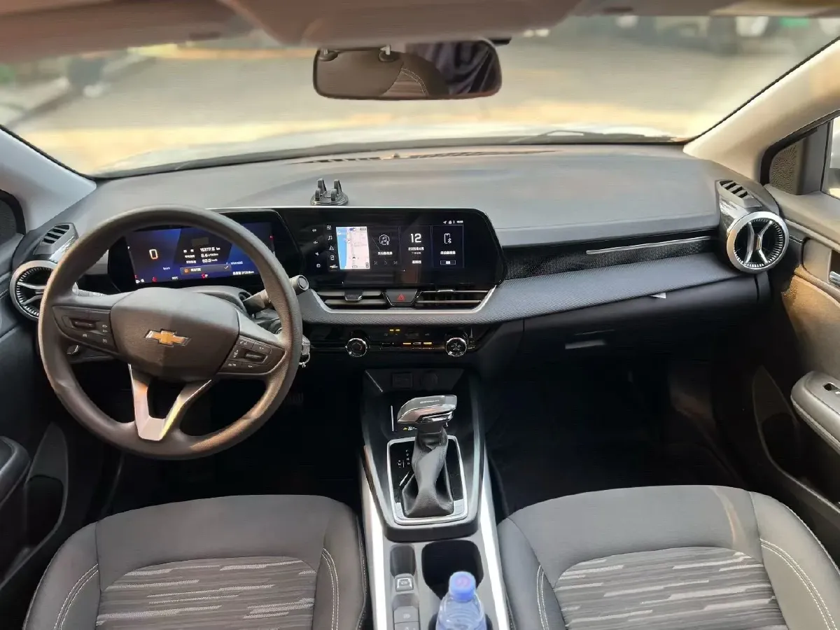 2023 Chevrolet Monza 1.5L 113HP L4 6DCT,autocango,china used car exporter,china ev exporter,chinese used car exporter,chinese used ev exporter