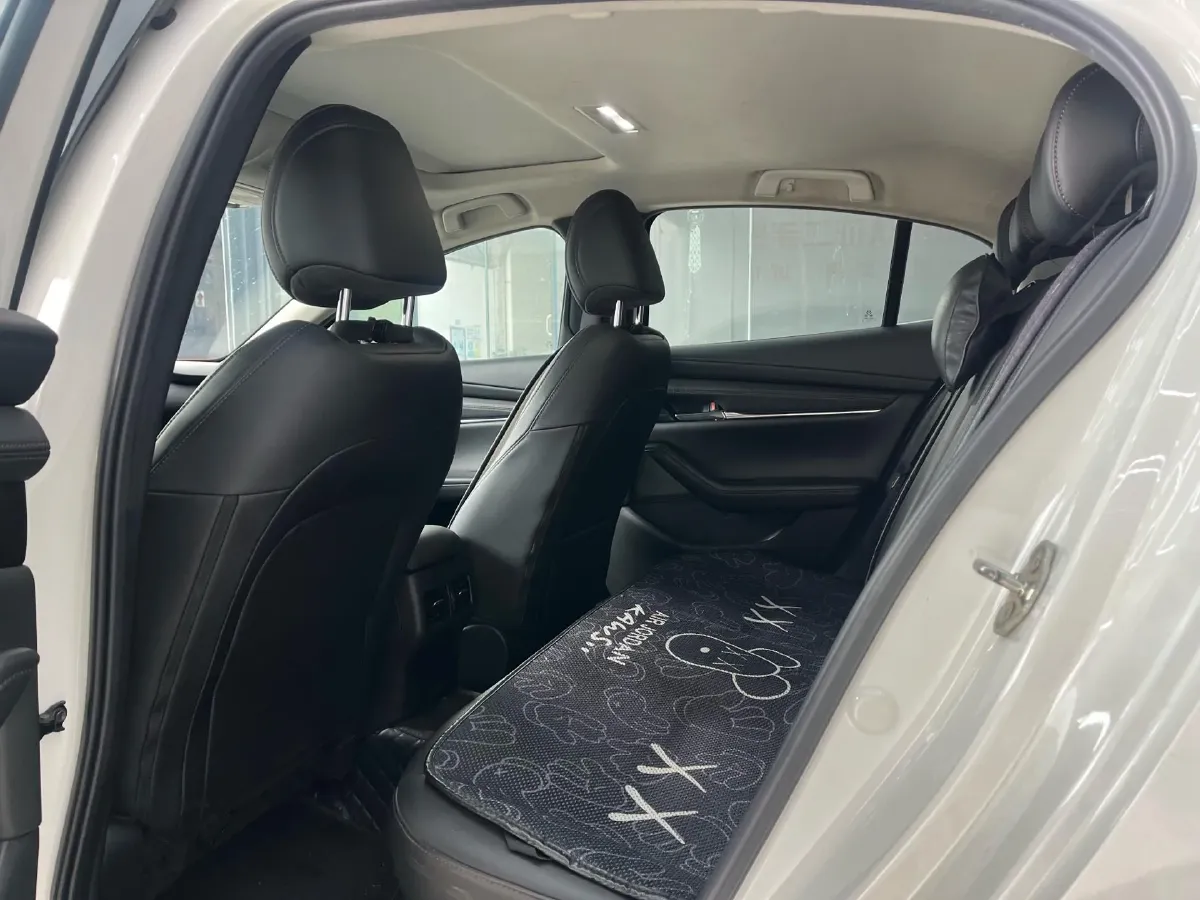 2021 Mazda 3 Axela 2.0L 158HP L4 6AT,autocango,china used car exporter,china ev exporter,chinese used car exporter,chinese used ev exporter