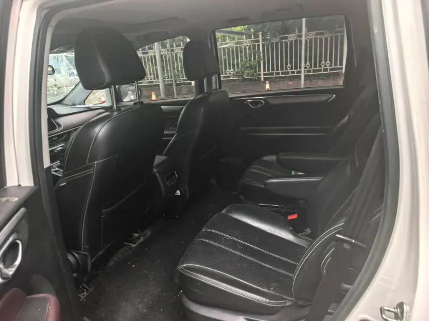 2021 GAC Trumpchi M6 1.5T 169HP L4 7DCT,autocango,china used car exporter,china ev exporter,chinese used car exporter,chinese used ev exporter