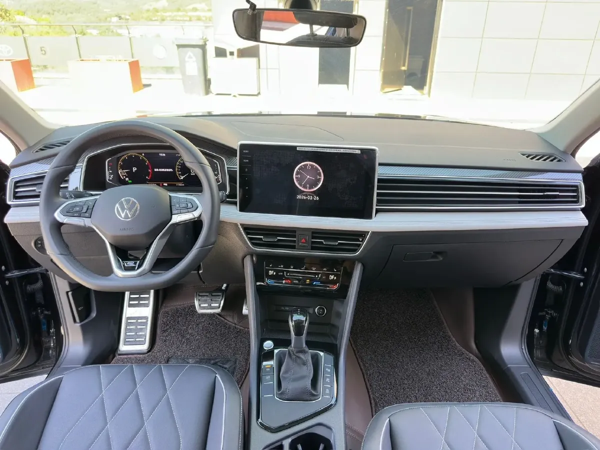 2025 Volkswagen Tiguan L 2.0T 186HP L4 7DCT,autocango,china used car exporter,china ev exporter,chinese used car exporter,chinese used ev exporter