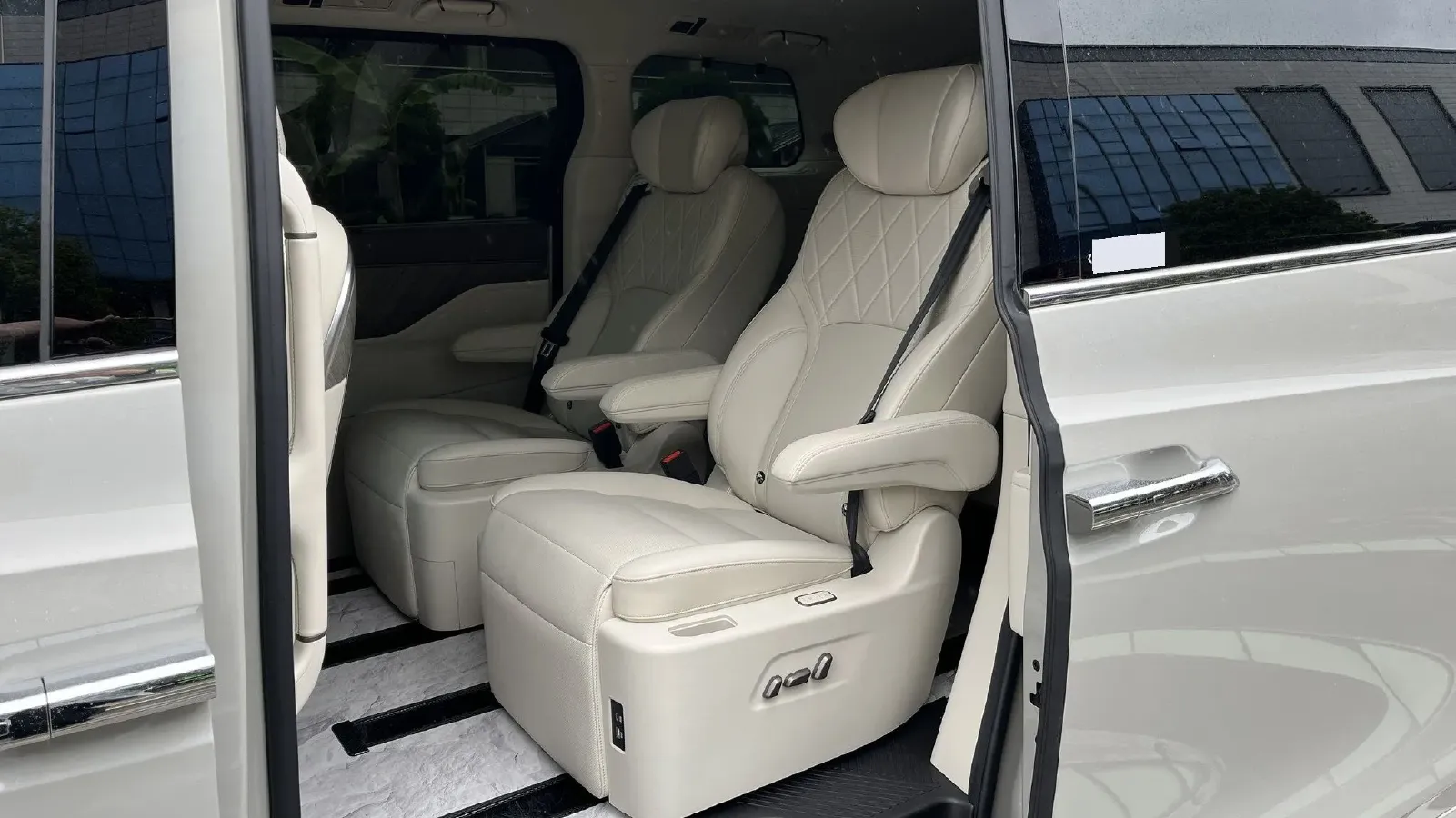 2025 WEY HighMountain 1.5T 170HP L4 4DHT PHEV,autocango,china used car exporter,china ev exporter,chinese used car exporter,chinese used ev exporter