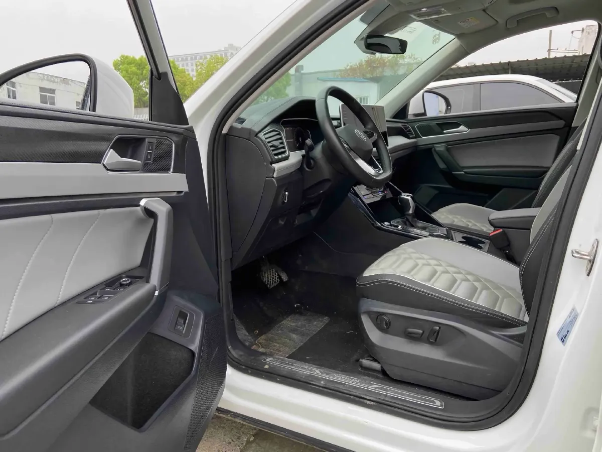 2023 Volkswagen Tayron 1.5T 160HP L4 7DCT,autocango,china used car exporter,china ev exporter,chinese used car exporter,chinese used ev exporter