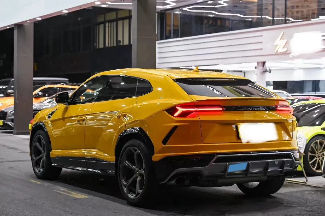 2018 Lamborghini Urus 4.0T 650HP V8 8AT,autocango,china used car exporter,china ev exporter,chinese used car exporter,chinese used ev exporter