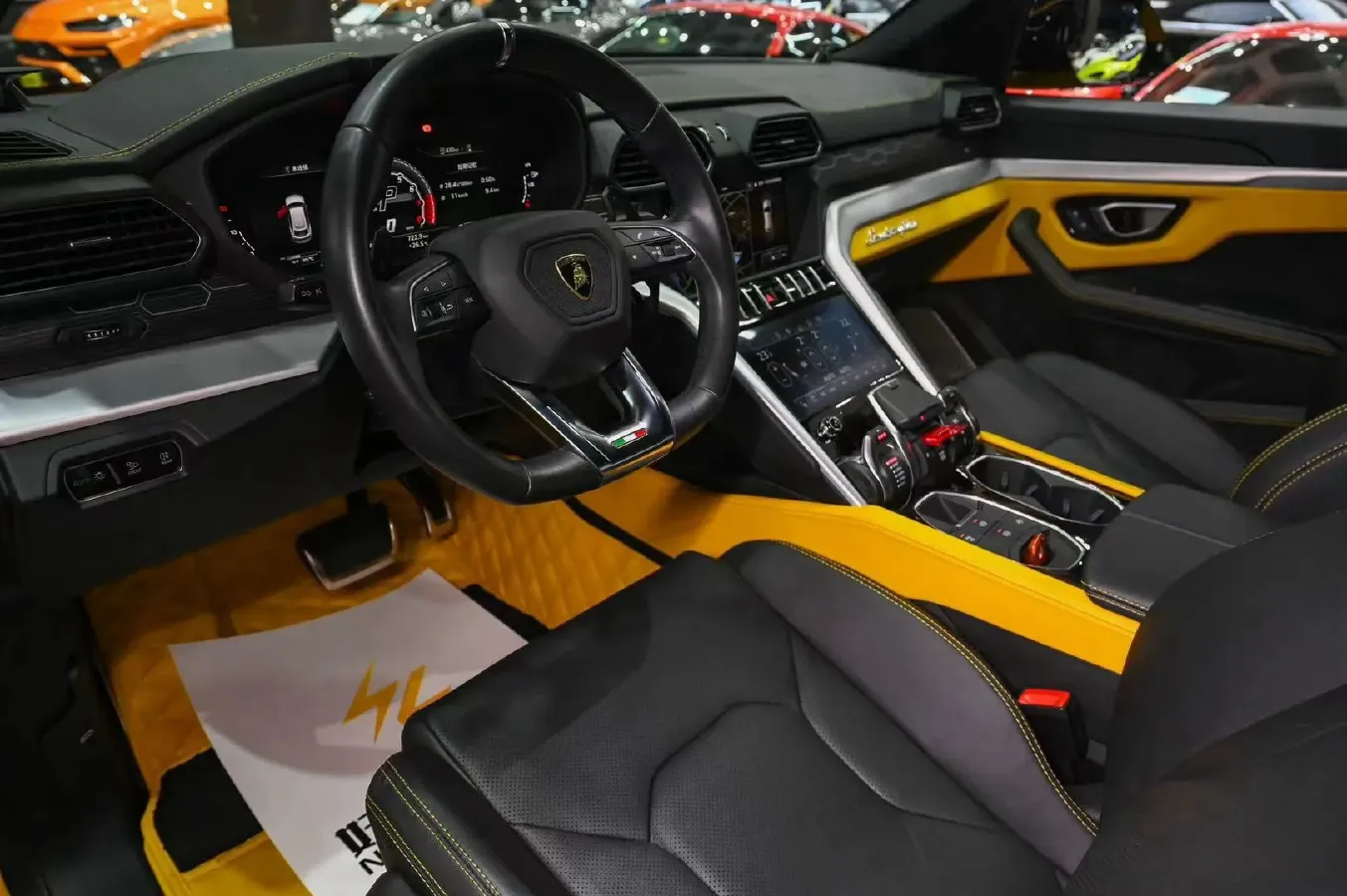 2018 Lamborghini Urus 4.0T 650HP V8 8AT,autocango,china used car exporter,china ev exporter,chinese used car exporter,chinese used ev exporter