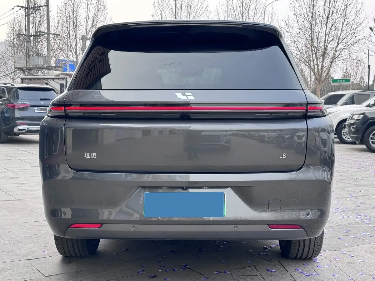 2023 Li L8 Range Extended 154HP REEV 40.9KWH,autocango,china used car exporter,china ev exporter,chinese used car exporter,chinese used ev exporter
