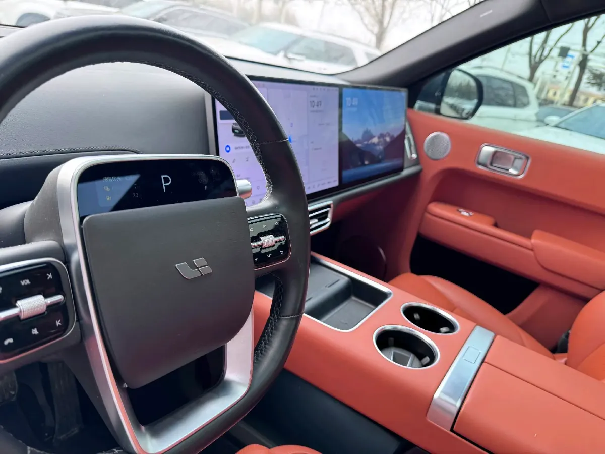 2023 Li L8 Range Extended 154HP REEV 40.9KWH,autocango,china used car exporter,china ev exporter,chinese used car exporter,chinese used ev exporter