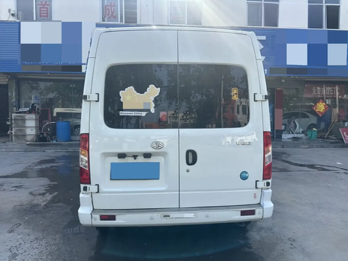 2023 MAXUS XinTu V80 2.0T 139HP L4 6MT,autocango,china used car exporter,china ev exporter,chinese used car exporter,chinese used ev exporter
