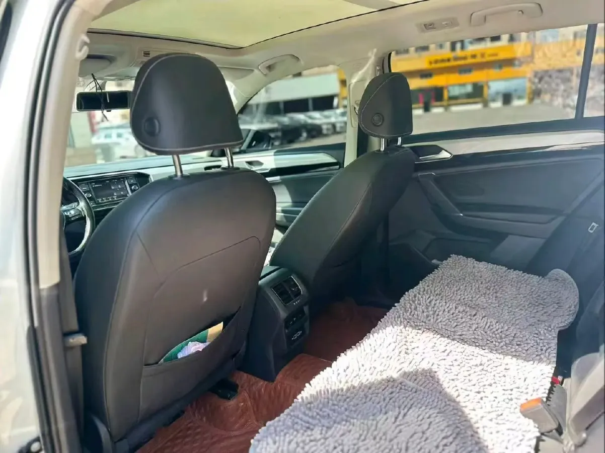 2020 Volkswagen Tayron 2.0T 186HP L4 7DCT,autocango,china used car exporter,china ev exporter,chinese used car exporter,chinese used ev exporter