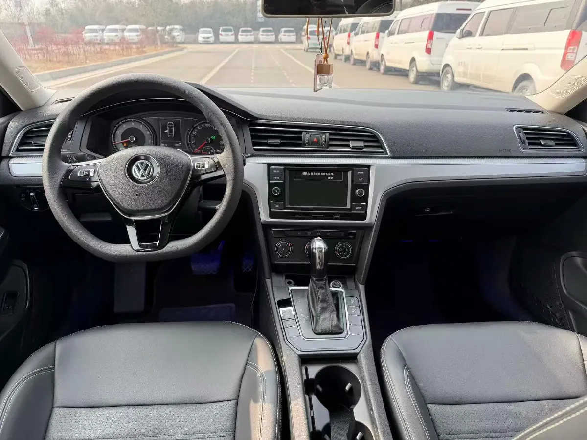 2019 Volkswagen T-Cross 1.4T 150HP L4 7DCT,autocango,china used car exporter,china ev exporter,chinese used car exporter,chinese used ev exporter