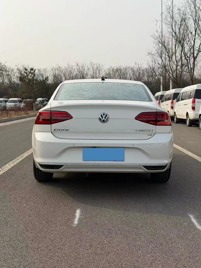 2019 Volkswagen T-Cross 1.4T 150HP L4 7DCT,autocango,china used car exporter,china ev exporter,chinese used car exporter,chinese used ev exporter