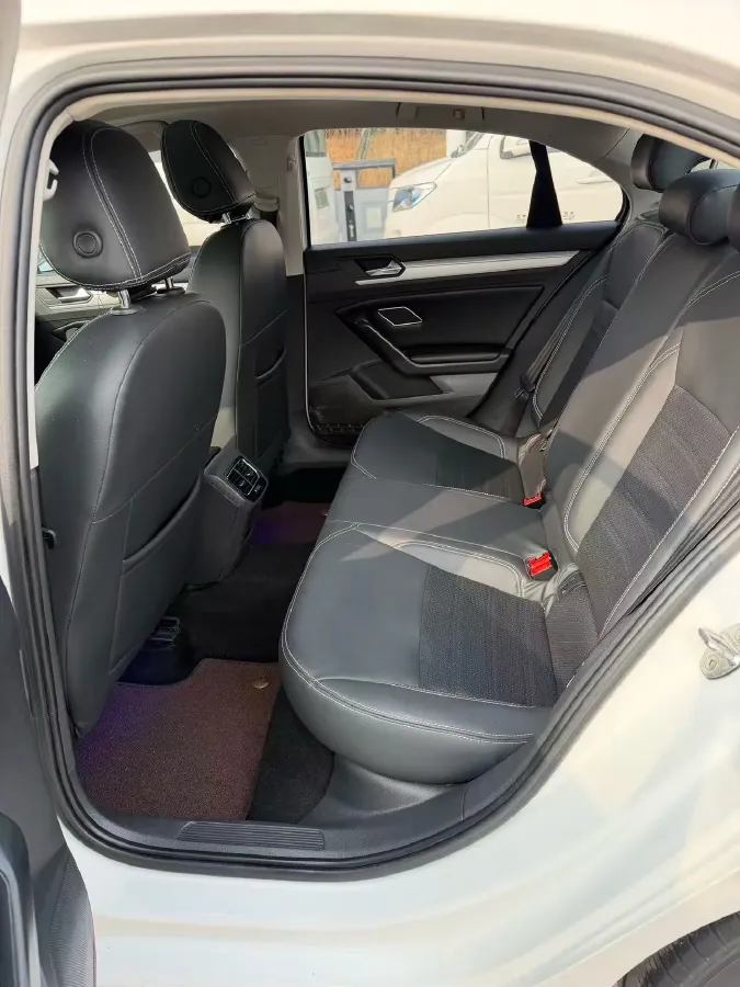 2019 Volkswagen T-Cross 1.4T 150HP L4 7DCT,autocango,china used car exporter,china ev exporter,chinese used car exporter,chinese used ev exporter