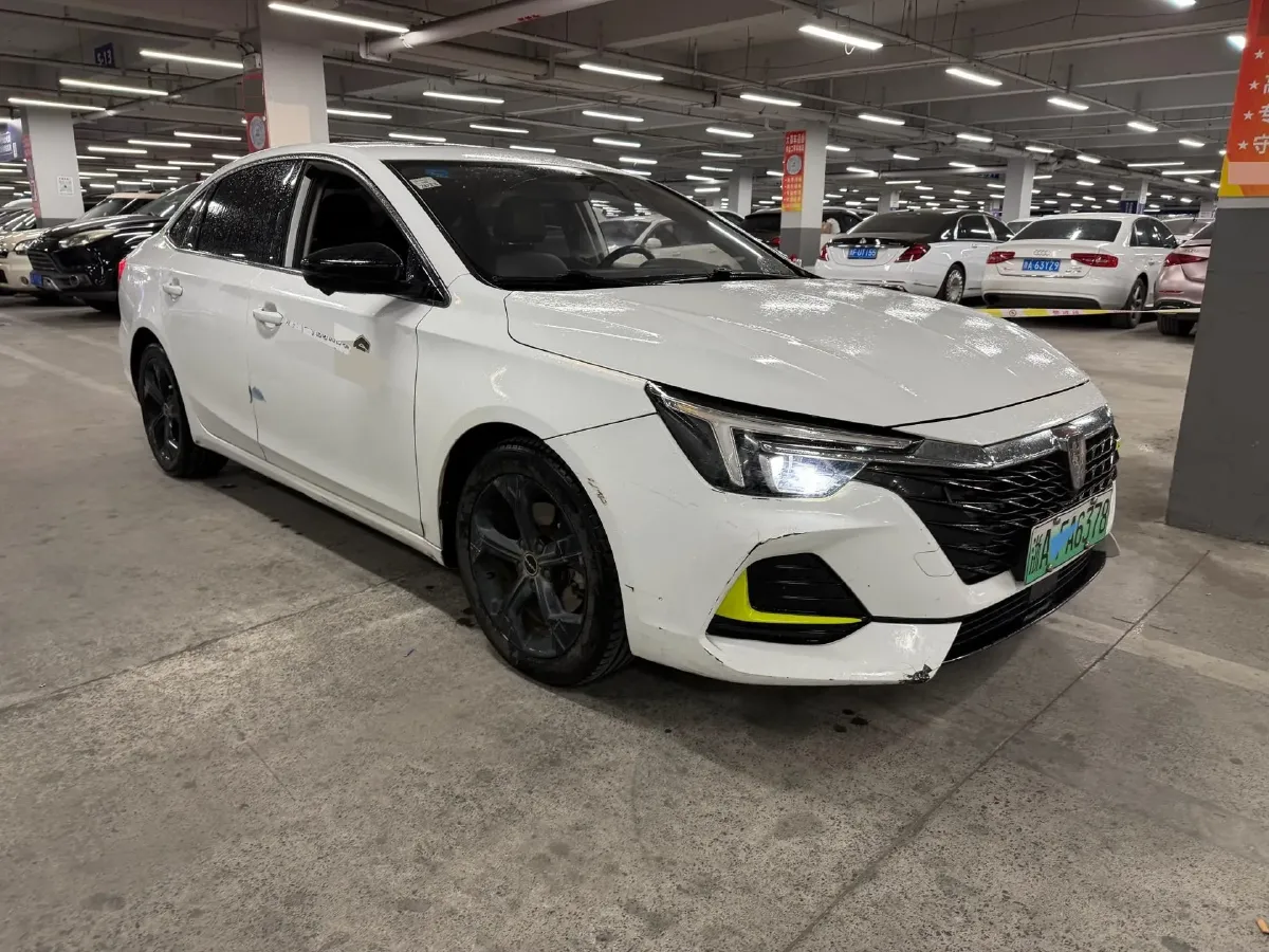 2020 Roewe i6 MAX 1.5T 169HP L4 AMT PHEV,autocango,china used car exporter,china ev exporter,chinese used car exporter,chinese used ev exporter