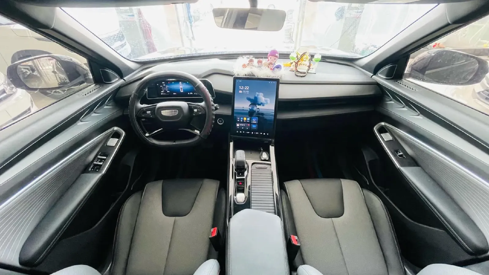 2023 Geely Azkarra 1.5T 181HP L4 7DCT,autocango,china used car exporter,china ev exporter,chinese used car exporter,chinese used ev exporter