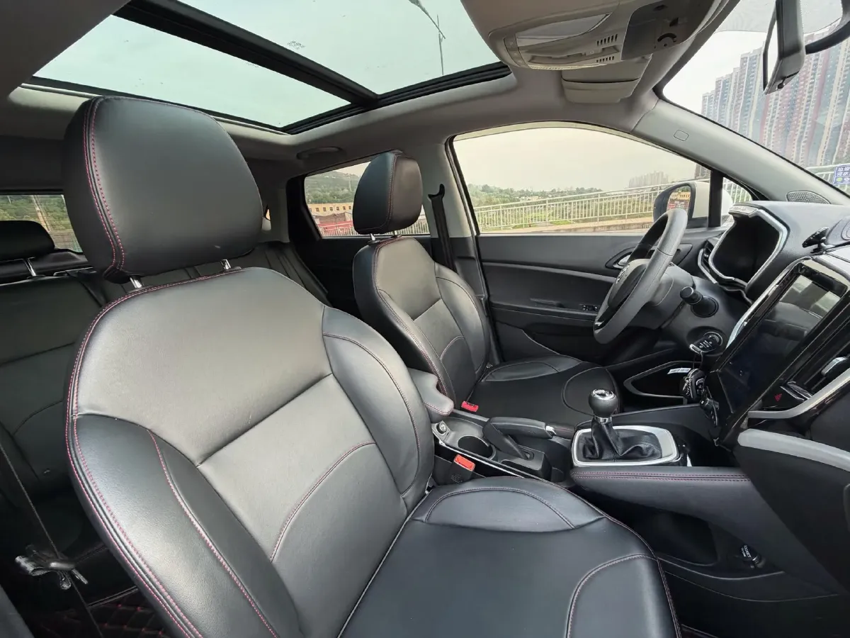 2020 Brilliance Auto V3 1.6L 118HP L4 5MT,autocango,china used car exporter,china ev exporter,chinese used car exporter,chinese used ev exporter