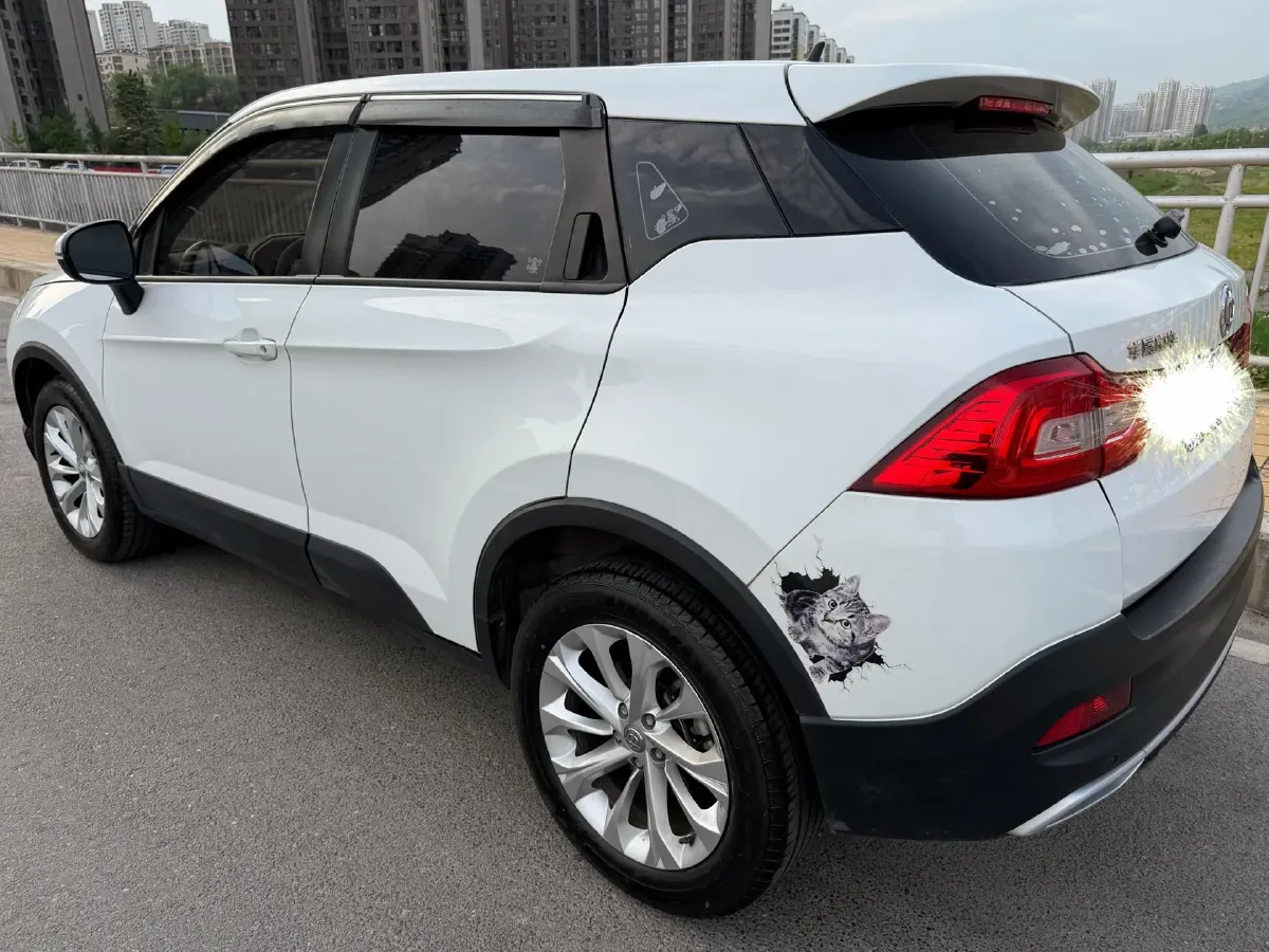2020 Brilliance Auto V3 1.6L 118HP L4 5MT,autocango,china used car exporter,china ev exporter,chinese used car exporter,chinese used ev exporter