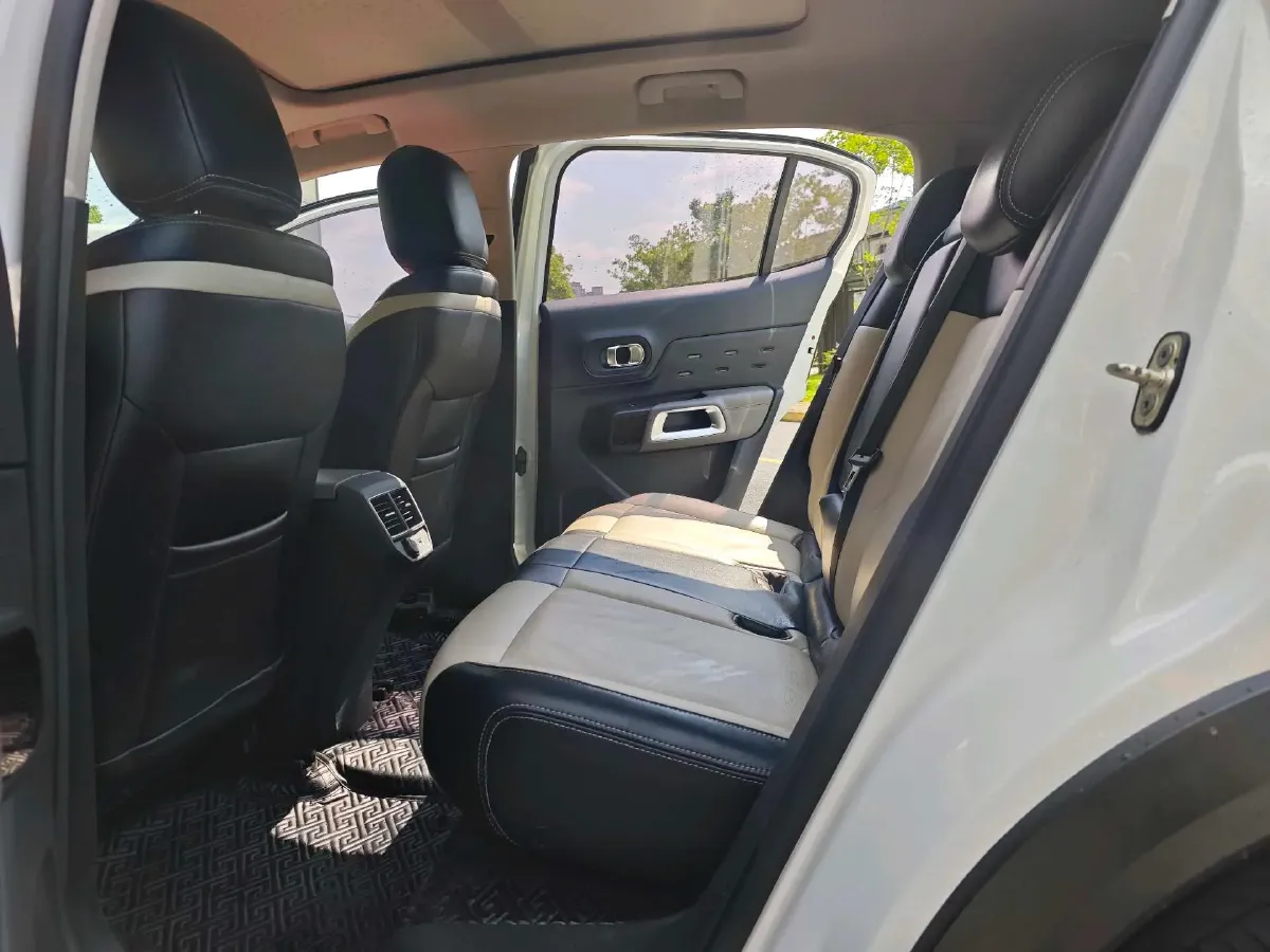 2019 Citroen C5 Aircross 1.6T 167HP L4 6AT,autocango,china used car exporter,china ev exporter,chinese used car exporter,chinese used ev exporter