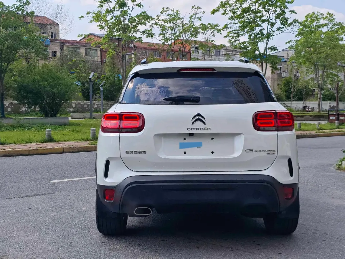2019 Citroen C5 Aircross 1.6T 167HP L4 6AT,autocango,china used car exporter,china ev exporter,chinese used car exporter,chinese used ev exporter