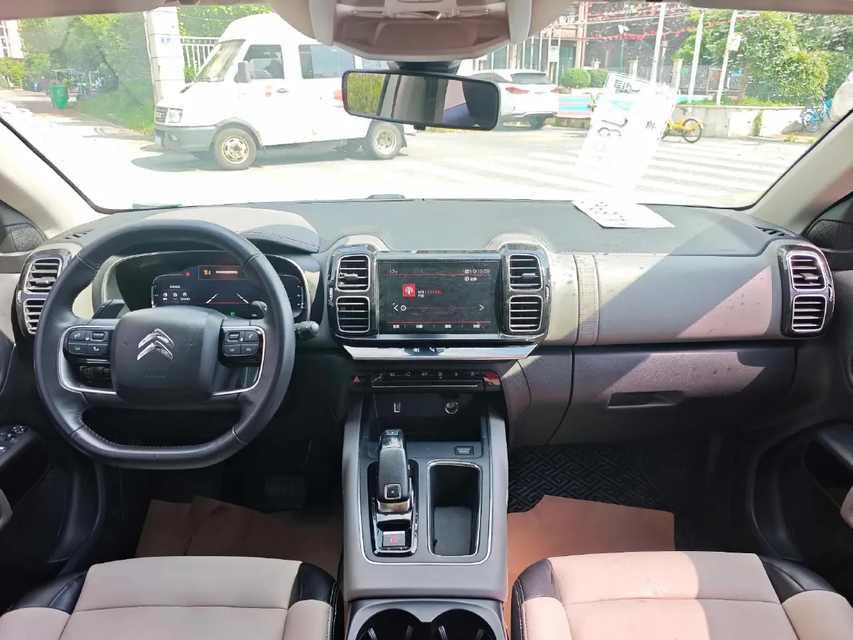 2019 Citroen C5 Aircross 1.6T 167HP L4 6AT,autocango,china used car exporter,china ev exporter,chinese used car exporter,chinese used ev exporter