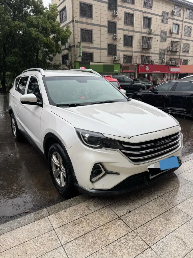 2022 Jetour X70M 1.5T 156HP L4 6MT,autocango,china used car exporter,china ev exporter,chinese used car exporter,chinese used ev exporter
