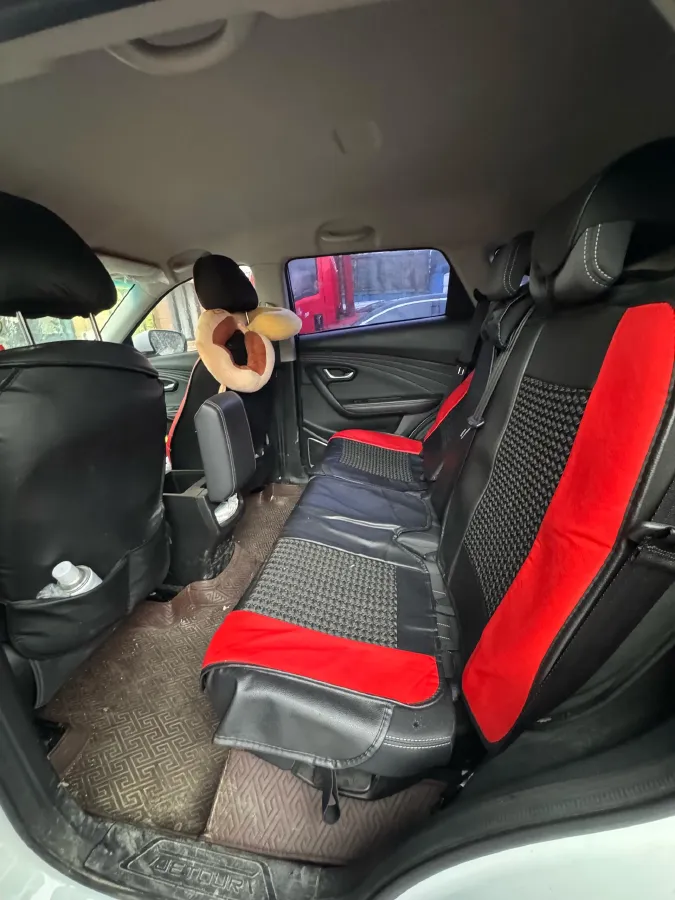 2022 Jetour X70M 1.5T 156HP L4 6MT,autocango,china used car exporter,china ev exporter,chinese used car exporter,chinese used ev exporter