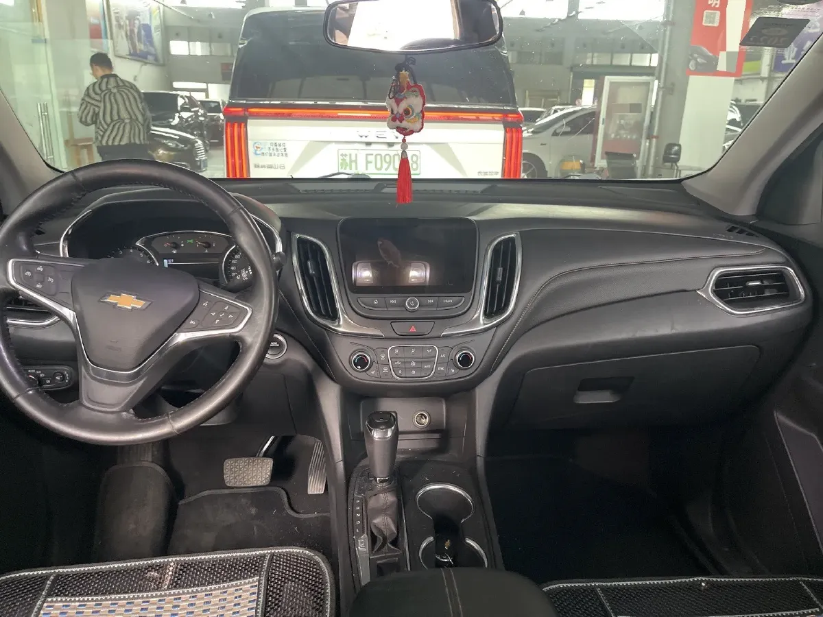 2018 Chevrolet Equinox 2.0T 260HP L4 9AT,autocango,china used car exporter,china ev exporter,chinese used car exporter,chinese used ev exporter
