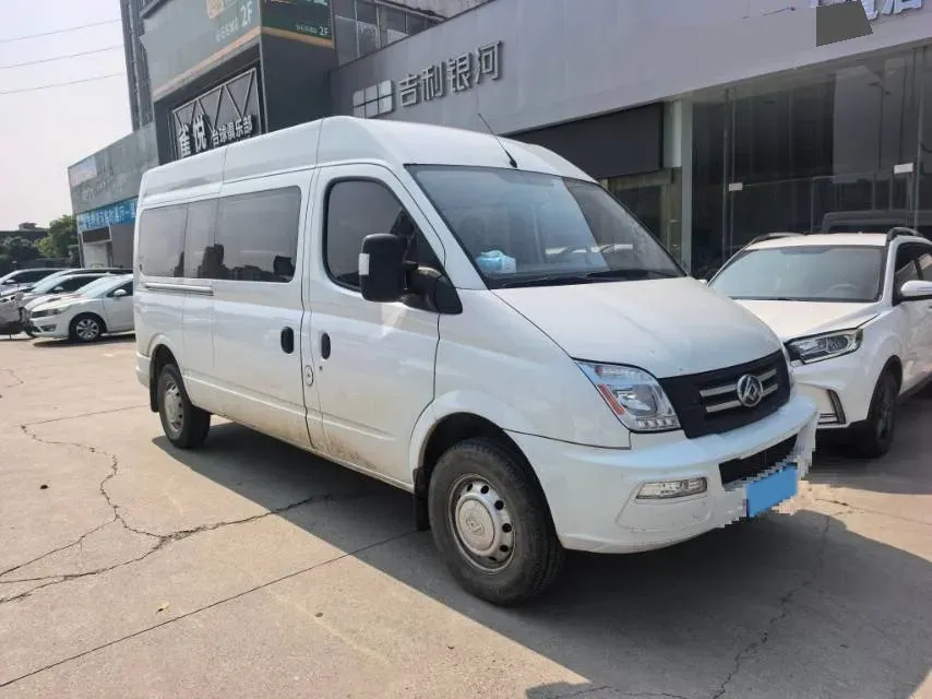 2023 MAXUS XinTu V80 2.0T 127HP L4 6MT,autocango,china used car exporter,china ev exporter,chinese used car exporter,chinese used ev exporter