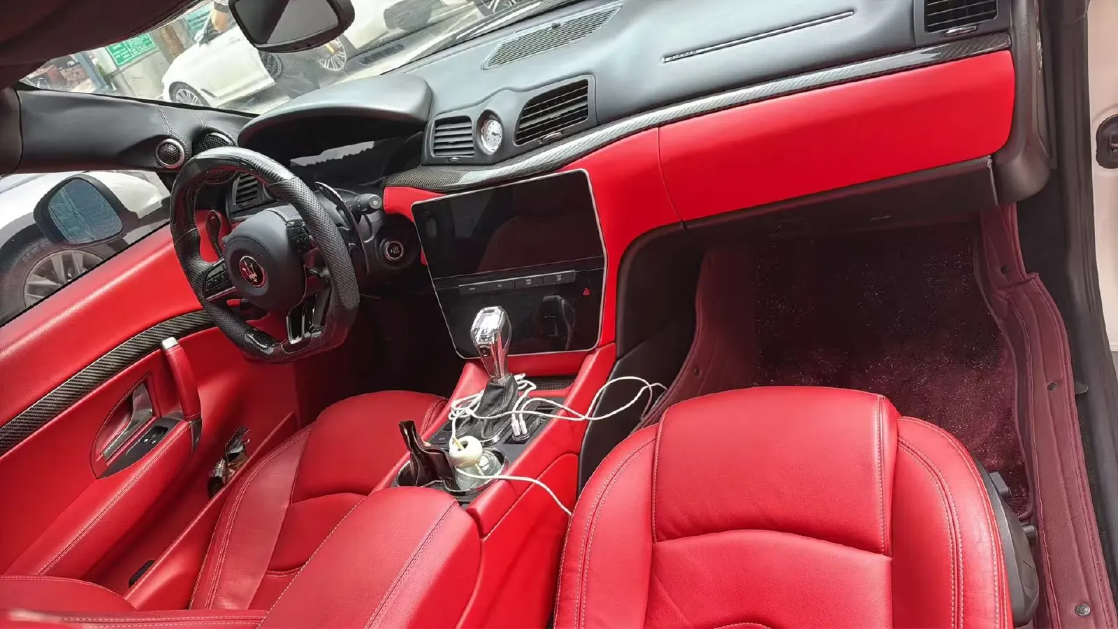 2013 Maserati GranTurismo 4.7L 460HP V8 6AT,autocango,china used car exporter,china ev exporter,chinese used car exporter,chinese used ev exporter