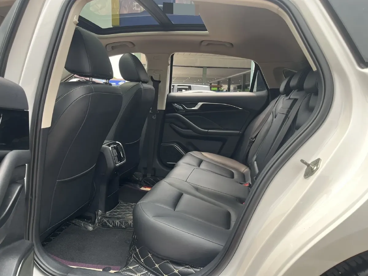 2022 DongFeng Fengon Fengon 580 1.5T 184HP L4 6AT,autocango,china used car exporter,china ev exporter,chinese used car exporter,chinese used ev exporter